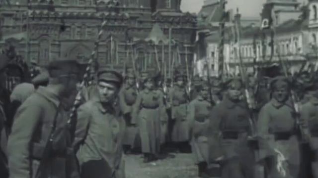 Первомай смотреть онлайн