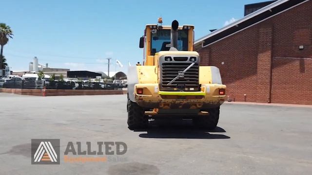 8024 2012 VOLVO L120F WHEEL LOADER смотреть онлайн