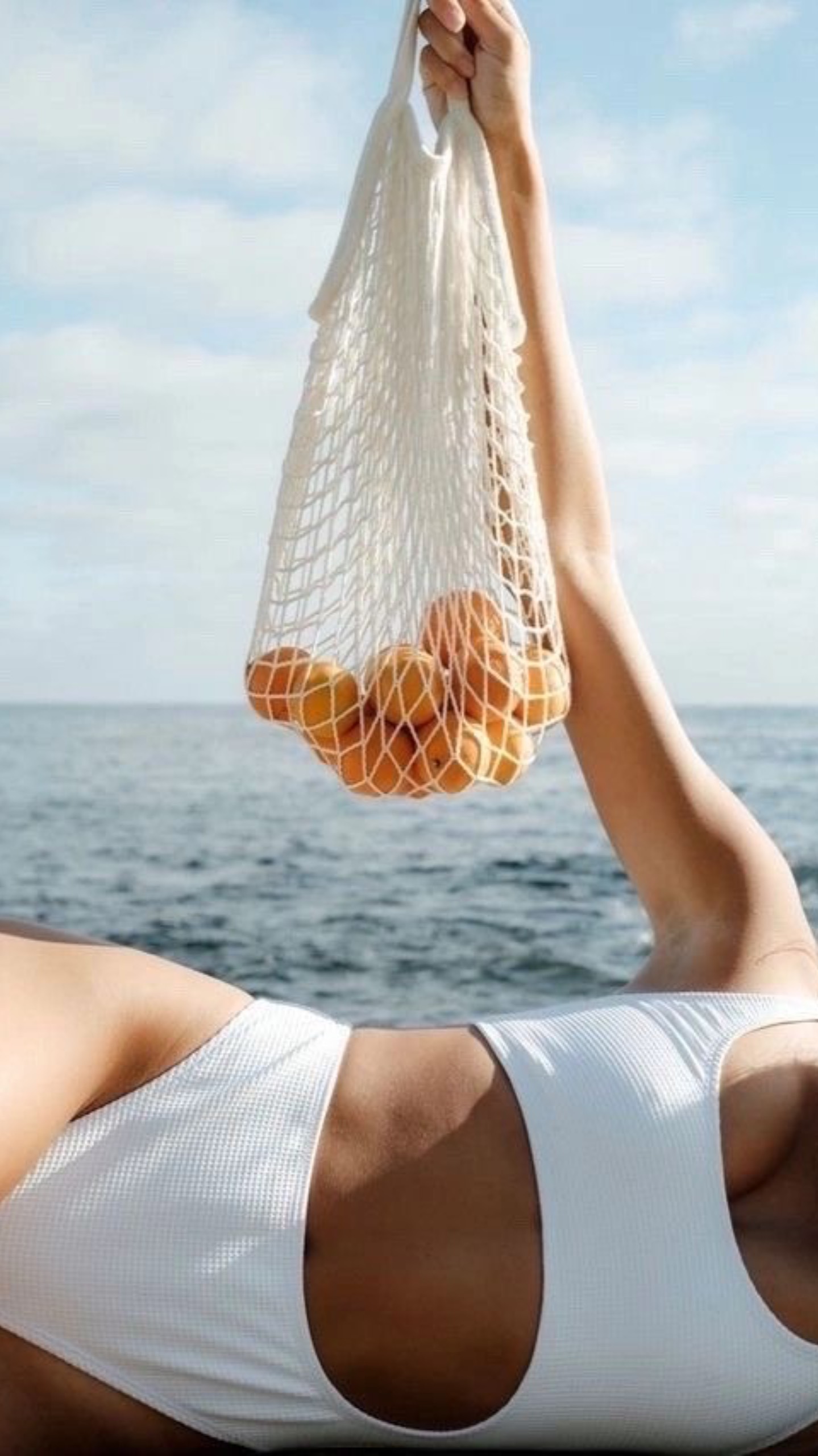 Почему нельзя трогать лицо руками?