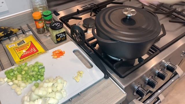 How To Make Caribbean Curry Chicken | My version with a twist | смотреть онлайн