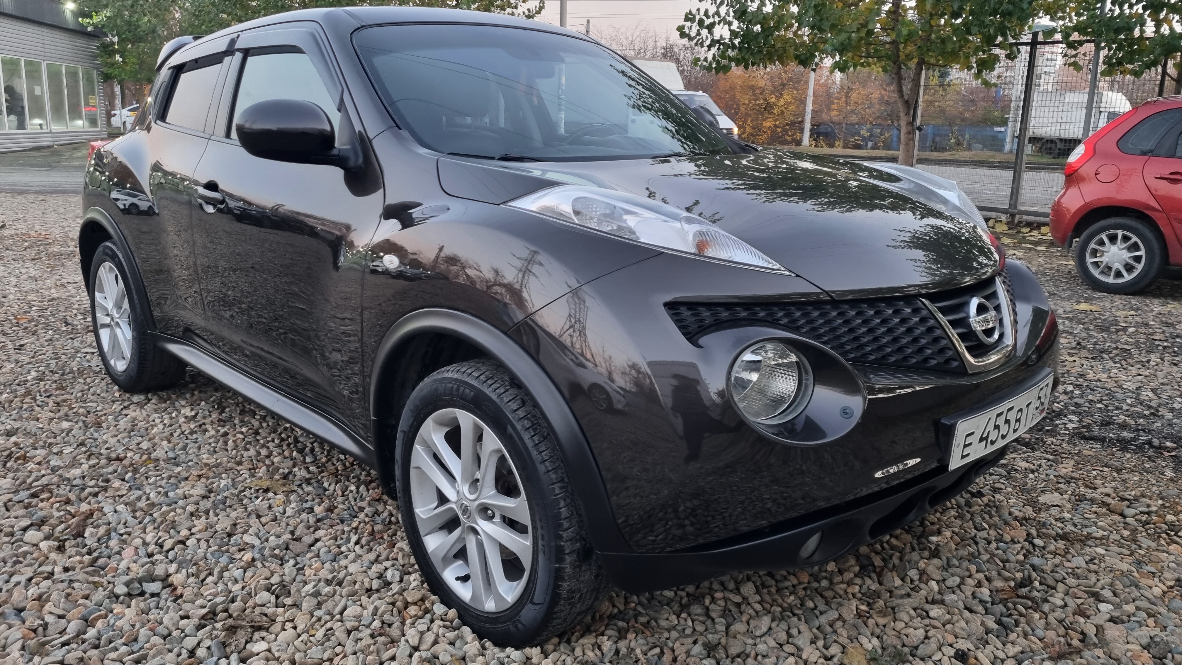 Nissan Juke 2012г 1.6 CVT смотреть онлайн