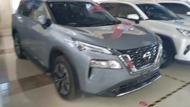 Маньчжурия. 
Китайский автосалон