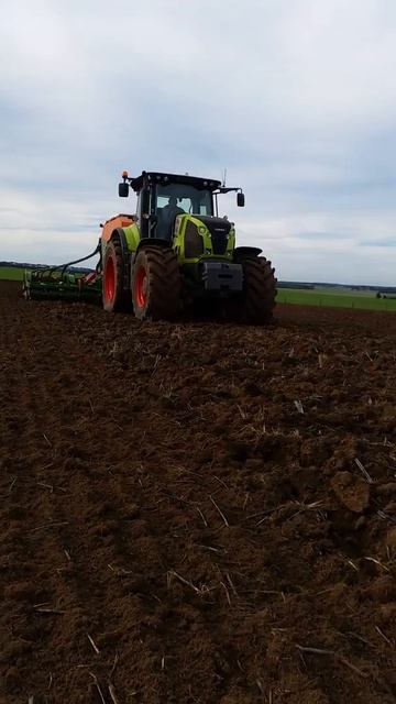 Henry Murphy Woolsthorpe Claas 830 Amazone Cirrus смотреть онлайн