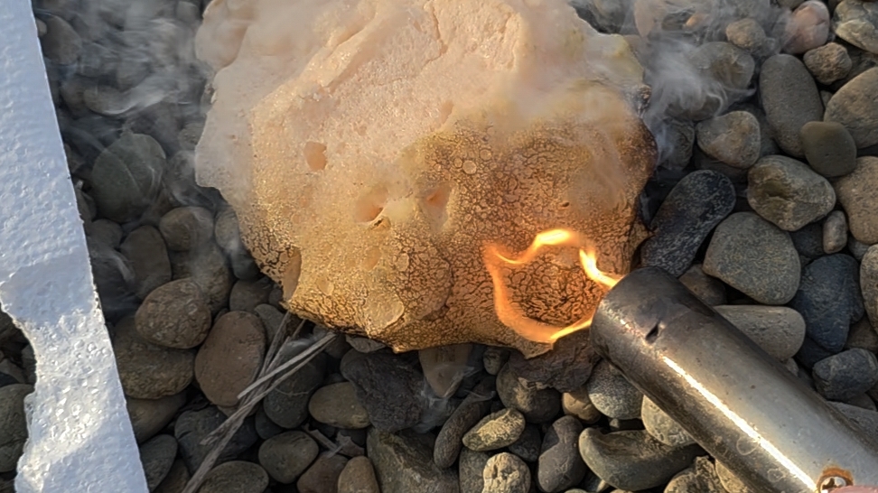 🔥 Какой утеплитель НЕ горит? Смотри и удивляйся ! смотреть онлайн