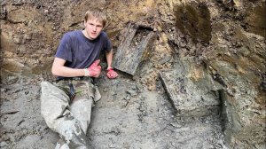 Коп по войне. Раскопали блиндаж офицера испанской дивизии вермахта.