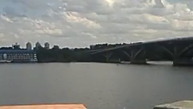 Четыре поезда станция метро Днепр Киев 14.06.2021 #метро смотреть онлайн