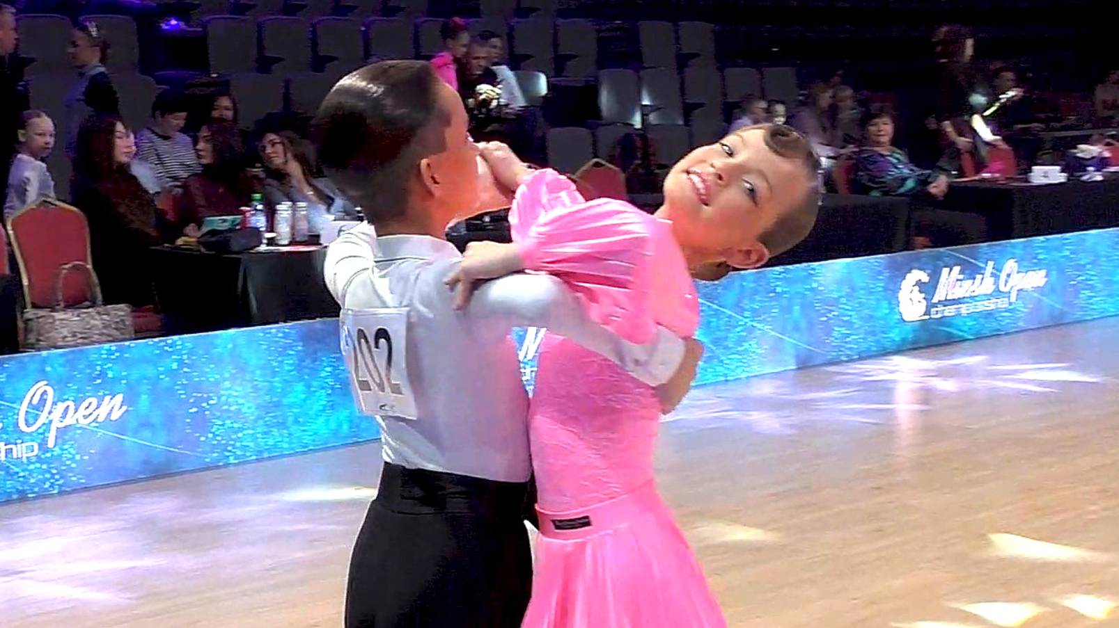 Дети-2 St (Open) финал: вальс, танго, медленный фокстрот, квикстеп. Minsk Open Championship 2025 смотреть онлайн