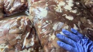 Наши праздничные- рабочие дни на ферме! Занимаемся приготовлением бекона, колбасы и сыра с плесенью!