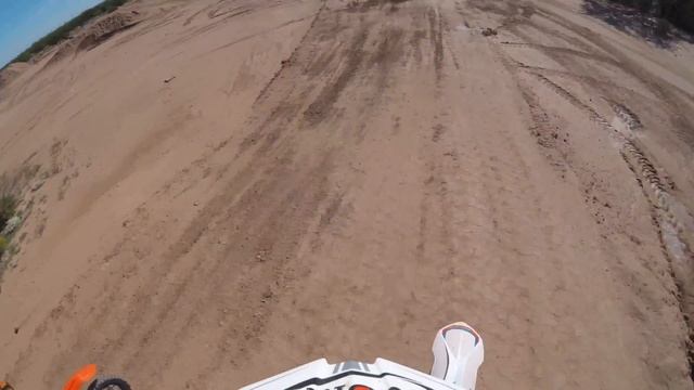 5 Year Old KTM 50 Mini Motocross Riding смотреть онлайн