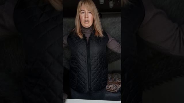 Тёплые жилеты и пуховые шали. 89206610982. смотреть онлайн