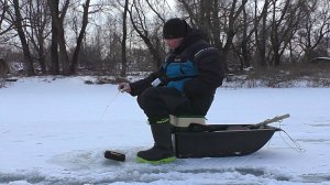 Зимняя рыбалка на мормышку! Рыбалка на Оке!