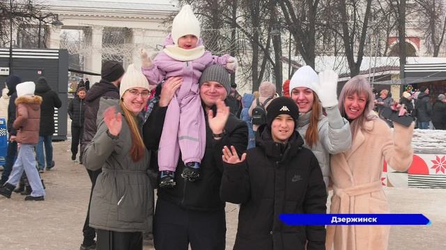 Масленичные гуляния с размахом прошли в парке «Швейцария» смотреть онлайн