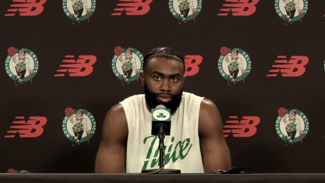 Jaylen Brown Says Officiating Was 'Interesting' in Game 4 | Celtics Shootaround смотреть онлайн