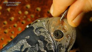 Гравировка пневмоштихелем на пластине из нержавейки.Деталь к арбалету.Гравировка рисунка на металле.