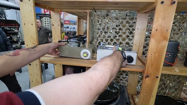 Мечта кашевара: обзор туристических газовых плит и посуды, стенд Автовентури