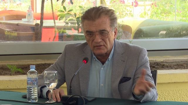 Филипче оптимист за крај на пандемијата, светот пак ги враќа рестрикциите поради индискиот сој смотреть онлайн