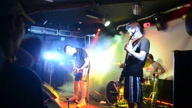 Т.У.П.И.К. - Intro (Live in Barcode 8.02.13) смотреть онлайн