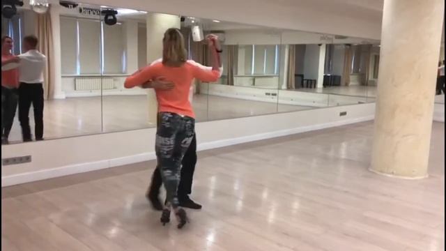 Basic Dance Salsa Line Style смотреть онлайн
