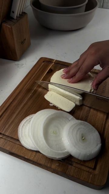 Хочешь быть лимоном, помни, что выжмут до цедры.