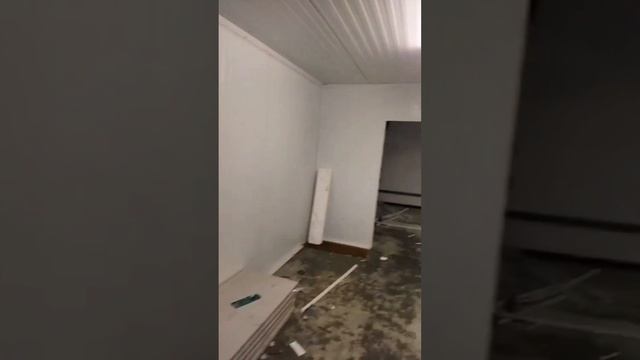 Полное подключение четырех моторов вытяжки с укладкой кабеля и установкой точек управления. Фирма Э смотреть онлайн