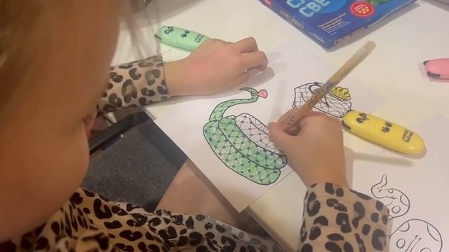 Продолжаем точки.Children's Crafts
