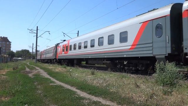 ЭП1М-530 с поездом №202 Адлер — Москва. смотреть онлайн