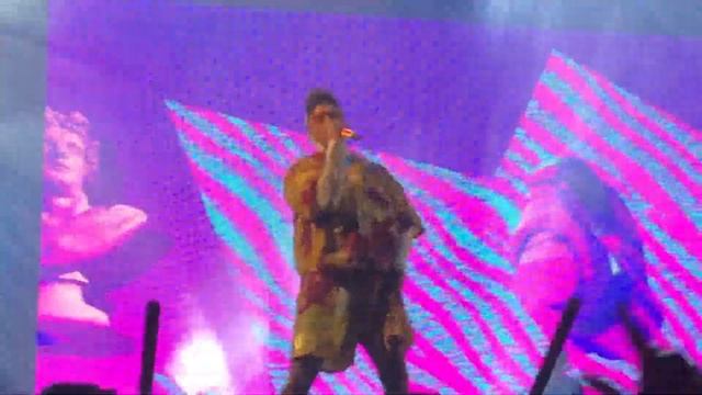 Bad bunny îlesoniq 2019 (part 2) смотреть онлайн