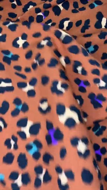 Штапель с принтом Леопард смотреть онлайн