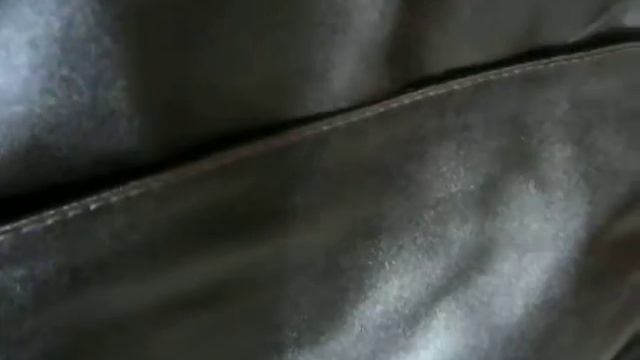 Levis Sling Bag2 смотреть онлайн