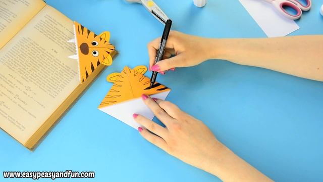 Tiger Corner Bookmarks - Easy origami corner bookmarks ideas смотреть онлайн