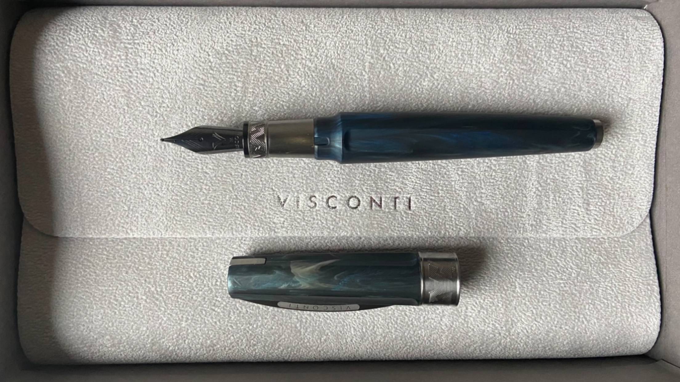 Перьевая ручка Visconti Mirage Mythos Poseidon - распаковка и быстрый тест пера смотреть онлайн