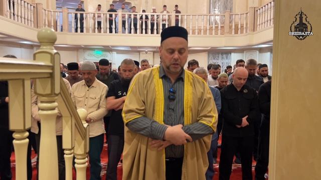 Таравих намаз/ 4 ДЖУЗ/ Шафкат хазрат смотреть онлайн