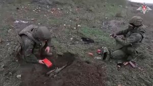 Обнаружение мин производят миноискателями Альфамарин 5000.