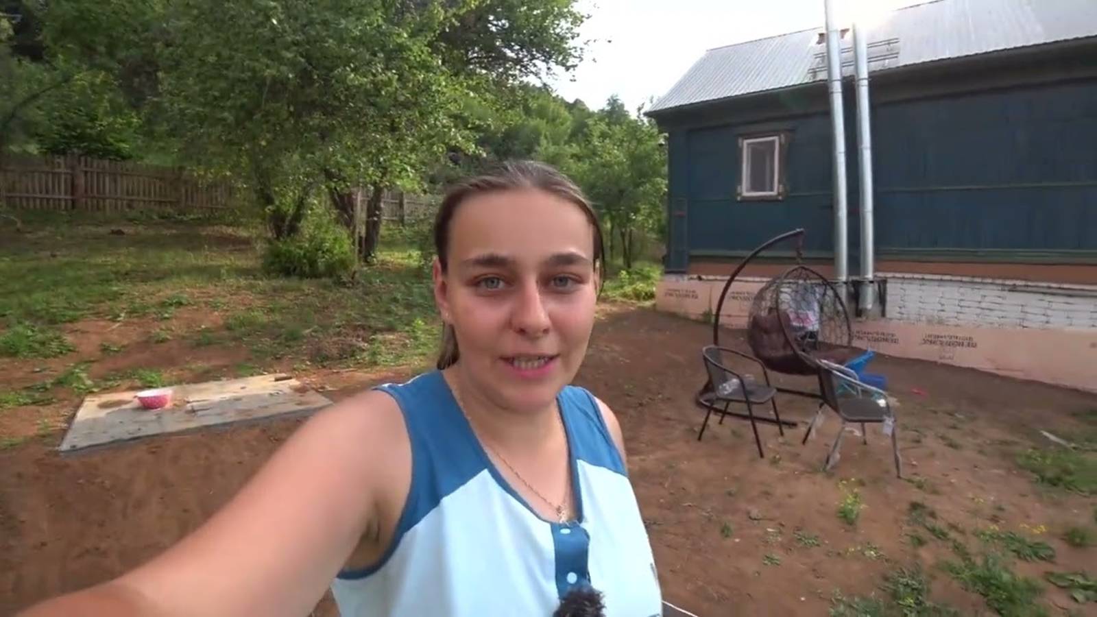 Детям пора в садик, а мы все ковыряемся в огороде смотреть онлайн