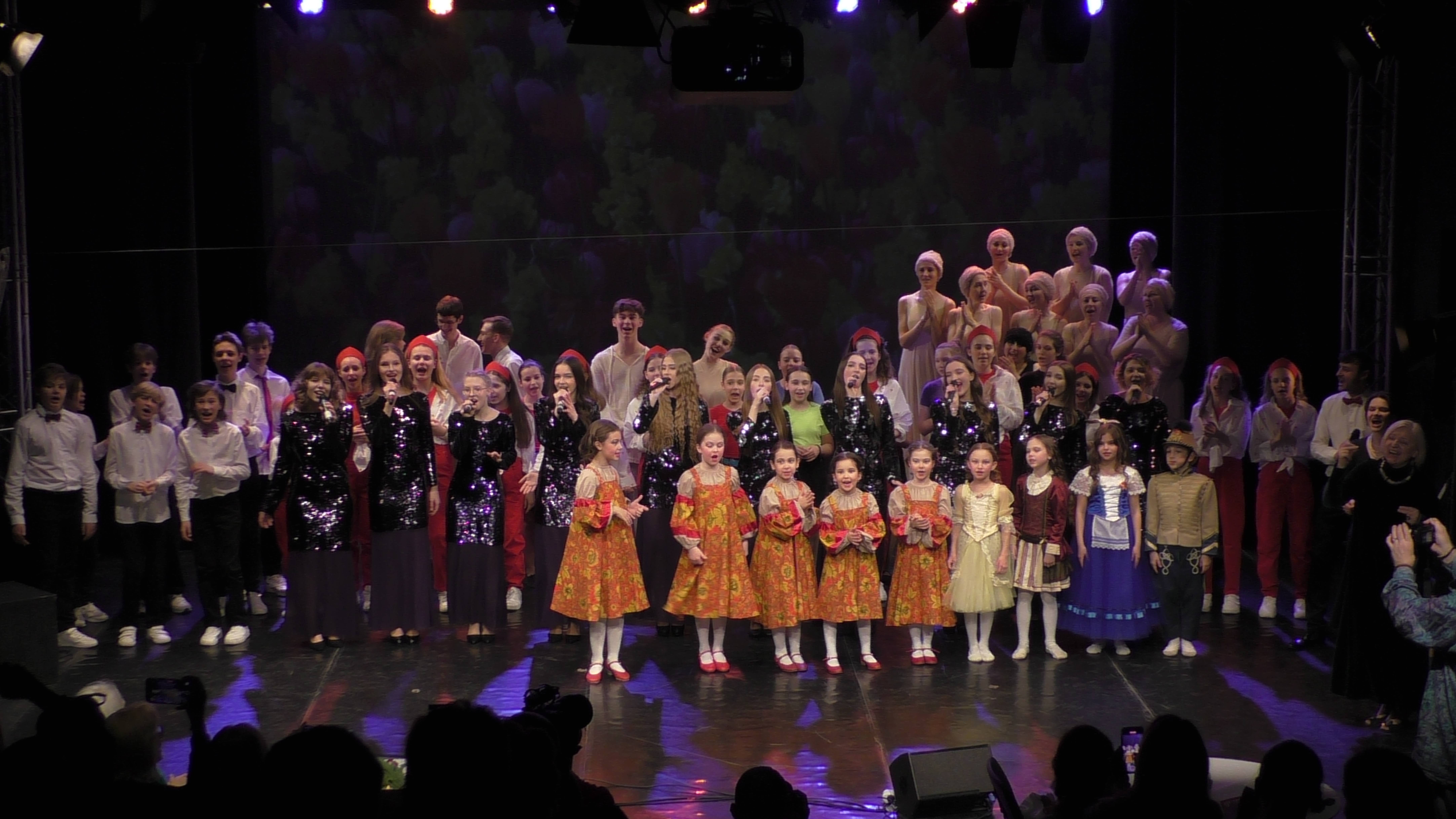 Музыкальная гостиная смотреть онлайн