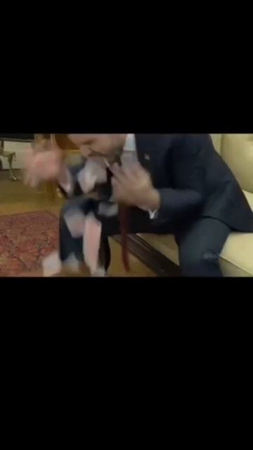 ))) смотреть онлайн