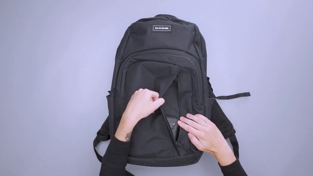 Dakine Campus L 33L Backpack Review (2 Weeks of Use) смотреть онлайн