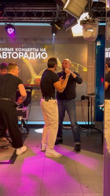 5 дней до концерта в Санкт-Петербурге
и последние 400 билетов в продаже! смотреть онлайн