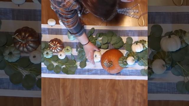 Make a DIY Thanksgiving Centerpiece смотреть онлайн