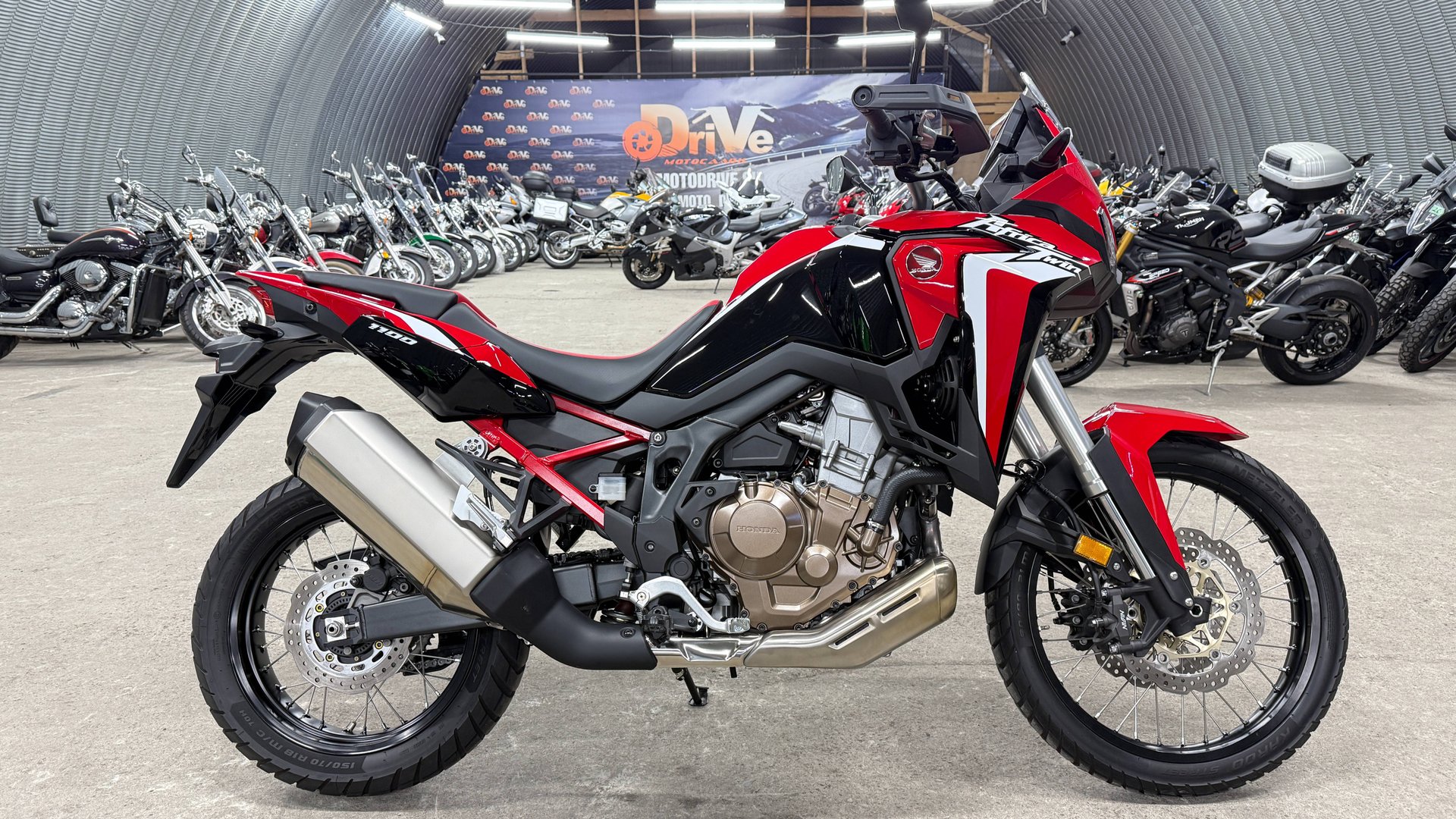 Обзор Honda CRF 1100L Africa Twin |В НАЛИЧИИ| смотреть онлайн
