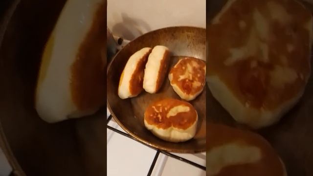 Пирожки из того что было дома😆🌧☃️☃️❄❄💥