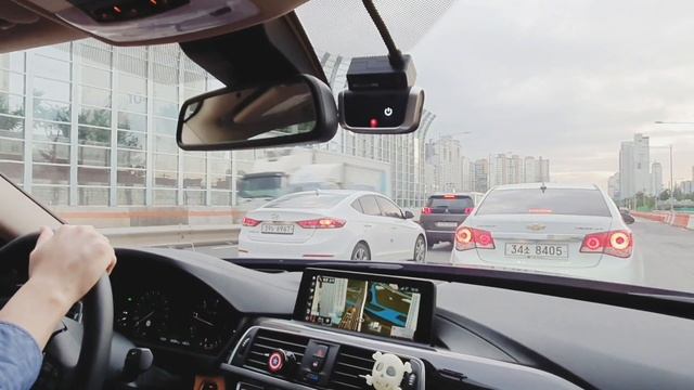 BMW 2020 3gt럭셔리 16부. 차량에 오토홀드 기능 없으신 분들 참고하세요! смотреть онлайн