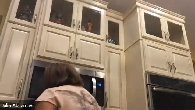 Cooking with Eris Garriga смотреть онлайн