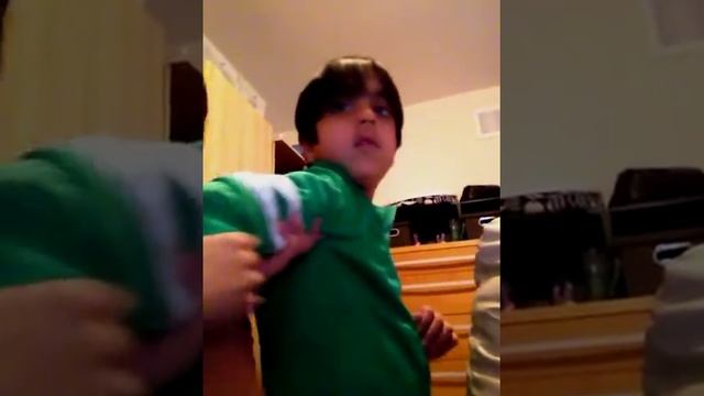 Cute Baby advertising Ben 10 Jacket! Must Watch!!!! смотреть онлайн