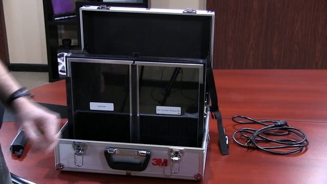 3M™ Thinsulate™ Window Film Performance Demonstration Tool смотреть онлайн