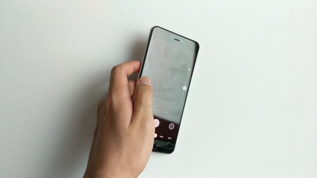 Pixel 3 XL with pink burn-in: worth it? смотреть онлайн