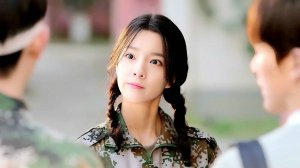 Высокомерный парень издевается над новой ученицей, но когда его брат защищает ее, он начинает..