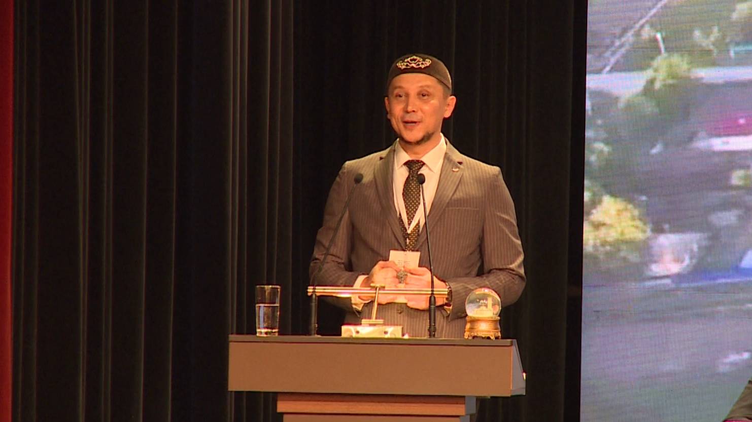 Руфат Рамазанов: “Эшмәкәрләр изге эш башкаралар”