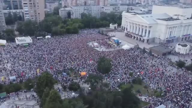 Выступление группы Иванушки International в Тюмени. Версия из телефона