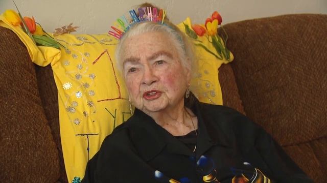 Aurora Woman Celebrates 103rd Birthday смотреть онлайн